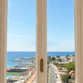 /international/it/genoa-liguria-310119672711/