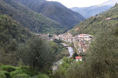 /international/it/sp63-apricale-provincia-di-imperia-ligurie-18035-italie-isolabona-liguria-310101174293/?lang=zh-cn