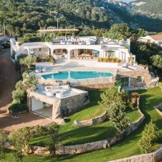 /international/it/cala-di-volpe-sardinia-310108944368/