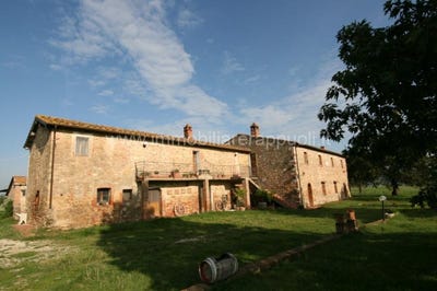 /international/it/asciano-tuscany-120081533748/