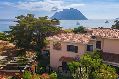 /international/it/loiri-porto-san-paolo-sardinia-310108317929/