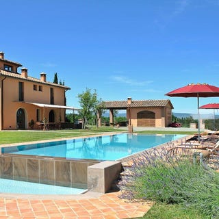 /international/it/peccioli-tuscany-310107294215/