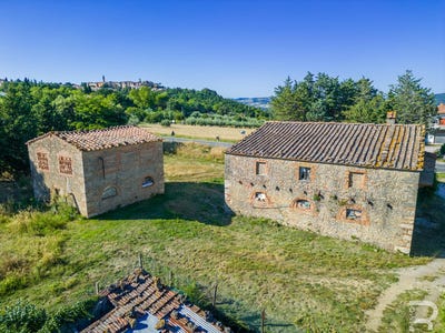 /international/it/pomarance-tuscany-310106999674/