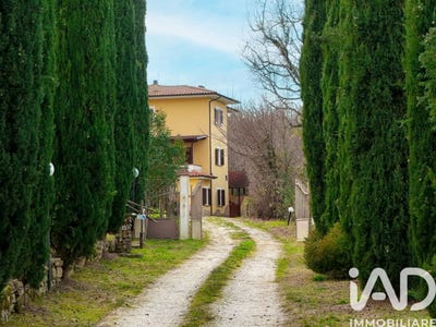 /international/it/valfabbrica-umbria-310105688738/