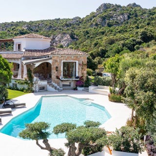 /international/it/cala-di-volpe-sardinia-310108953118/