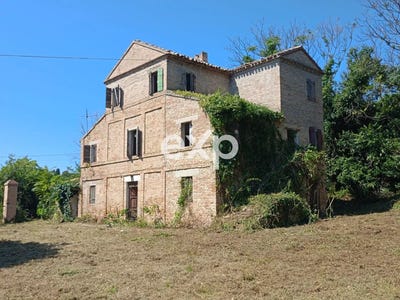/international/it/localita-belgatto-48-fano-marche-310106934432/