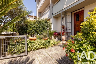/international/it/ponsacco-tuscany-310109099588/