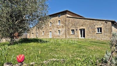 /international/it/gubbio-umbria-120096864647/