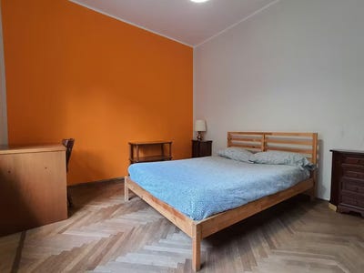 /international/it/corso-carlo-e-nello-rosselli-turin-piedmont-310108642743/