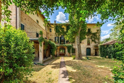 /international/it/perugia-umbria-310110289896/