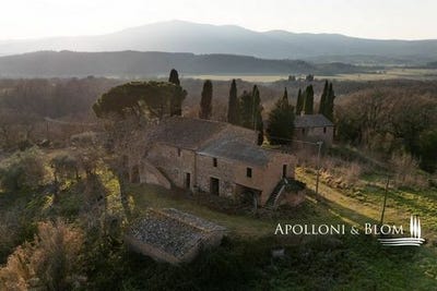 /international/it/citta-della-pieve-umbria-310105348094/