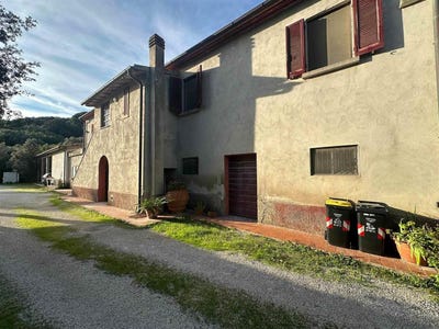 /international/it/campiglia-marittima-tuscany-310106840334/