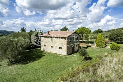 /international/it/castiglione-d-orcia-tuscany-310100737766/