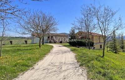 /international/it/sassoferrato-marche-120094327680/