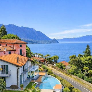 /international/it/brezzo-di-bedero-lombardy-310107649163/