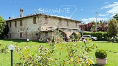 /international/it/montefalco-umbria-310108247448/
