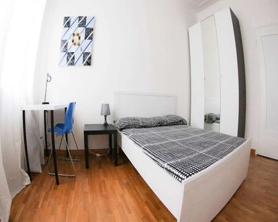 /international/it/via-nicola-dapulia-milan-lombardy-310101033055/