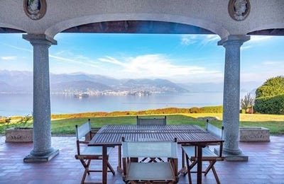 /international/it/via-case-sparse-23-stresa-piedmont-120087071261/