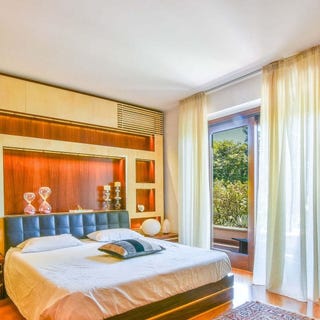 /international/it/besozzo-lombardy-310108317646/?lang=pt