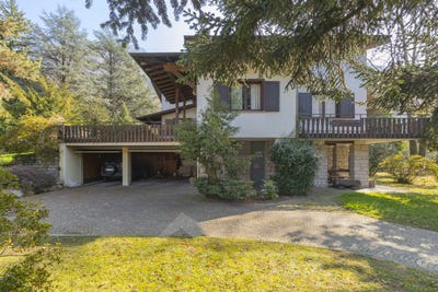 /international/it/omegna-piedmont-310108242065/