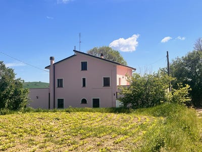/international/it/piagge-marche-310107744260/