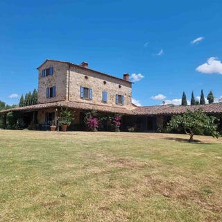 /international/it/castagneto-carducci-tuscany-310108839440/