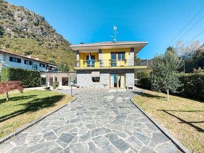 /international/it/omegna-piedmont-310108244490/