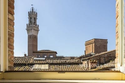 /international/it/via-delle-vergini-siena-campania-310107221675/