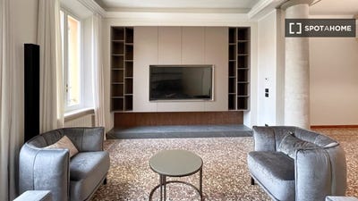 /international/it/bologna-emilia-romagna-310108560410/