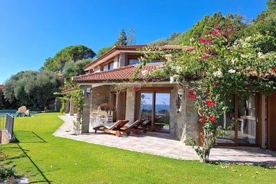 /international/it/domus-de-maria-sardinia-310105812699/