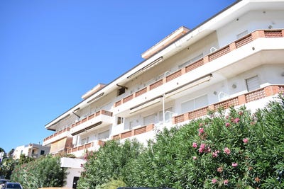 /international/it/diano-castello-liguria-310103195217/