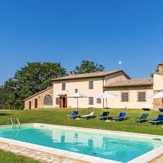 /international/it/sarteano-tuscany-310107980591/