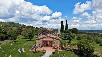 /international/it/sinalunga-tuscany-310101384492/