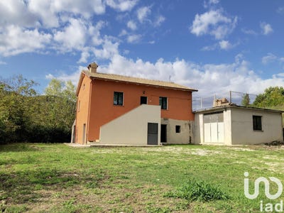 /international/it/strada-san-paterniano-cagli-marche-310103022898/