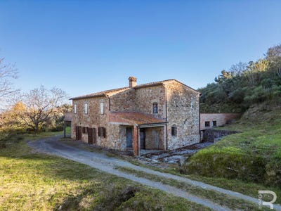 /international/it/montaione-tuscany-310107256305/