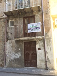 /international/it/corso-vittorio-emanuele-cianciana-sicily-310107235323/