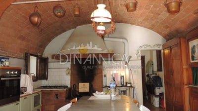 /international/it/capannoli-tuscany-310101357989/?lang=es