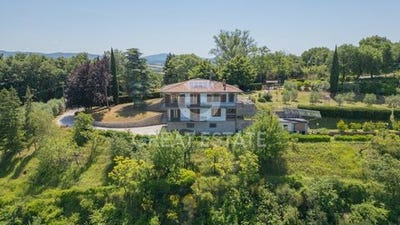 /international/it/chiusi-tuscany-310108973027/