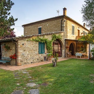/international/it/asciano-tuscany-310108865098/