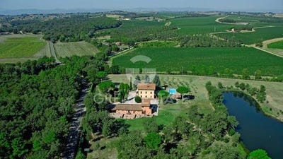 /international/it/cortona-tuscany-310103802670/