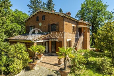 /international/it/cetona-tuscany-310110185090/