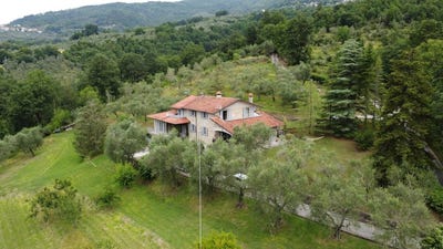 /international/it/massa-carrara-tuscany-310108323575/