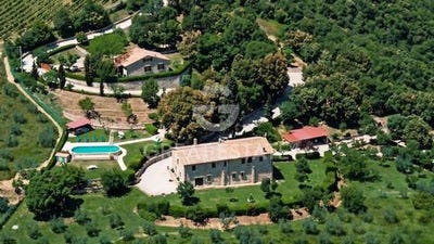 /international/it/volterra-tuscany-310108649237/
