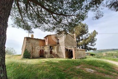 /international/it/montegabbione-umbria-120091904838/
