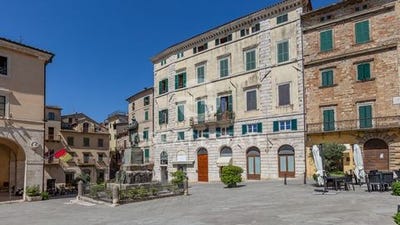 /international/it/sarteano-tuscany-310119698782/