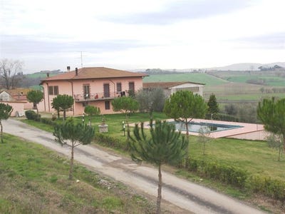 /international/it/arezzo-tuscany-310108324616/