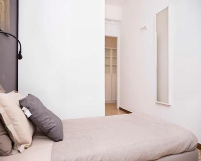 /international/it/viale-carlo-espinasse-milan-lombardy-310101227989/