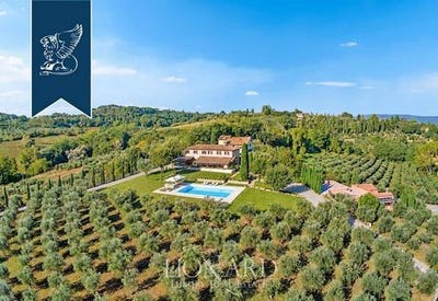 /international/it/siena-campania-120087018816/