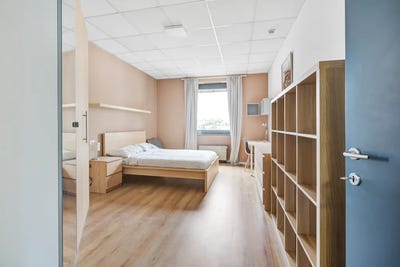 /international/it/via-privata-deruta-milan-lombardy-310098554253/