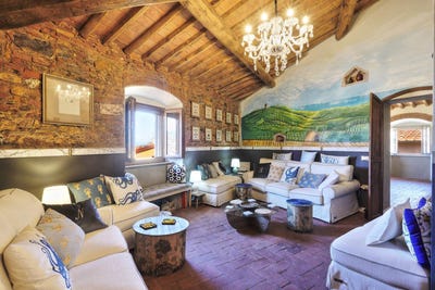 /international/it/livorno-tuscany-310108318821/